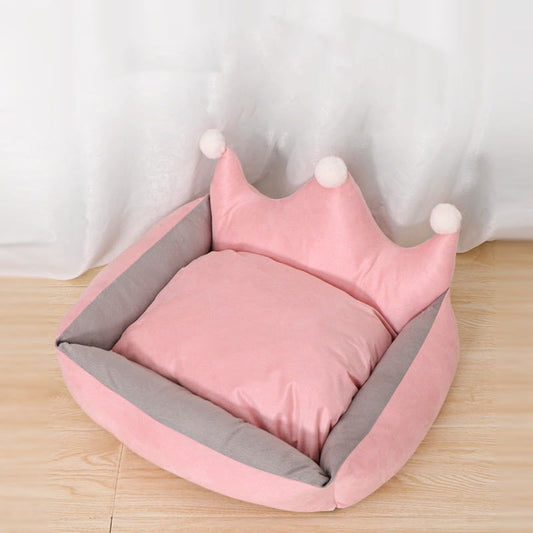 Scratch Resistant Dog Crown Bed