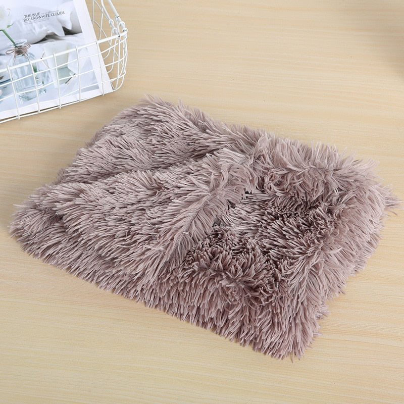 Extra Soft and Fluffy Throw Blankets for Small Medium Large Dogs