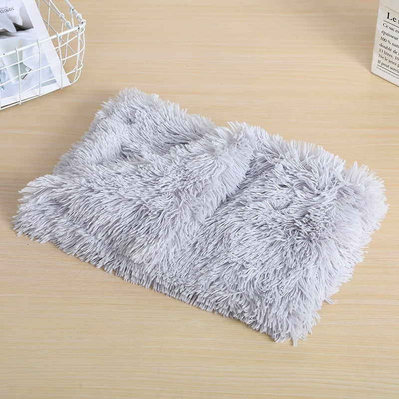 Extra Soft and Fluffy Throw Blankets for Small Medium Large Dogs